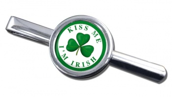 Kiss Me I'm Irish Round Tie Clip