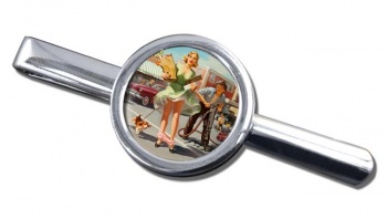 Shopper's Dilemma Pin-up Round Tie Clip